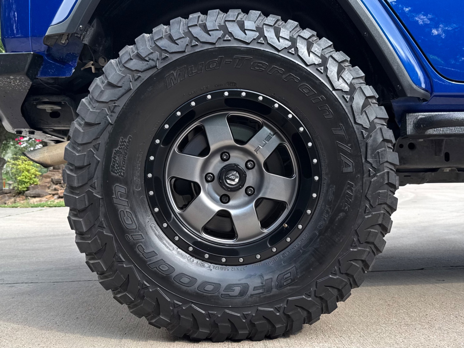 Used-2019-Jeep-Wrangler-Unlimited-Sahara