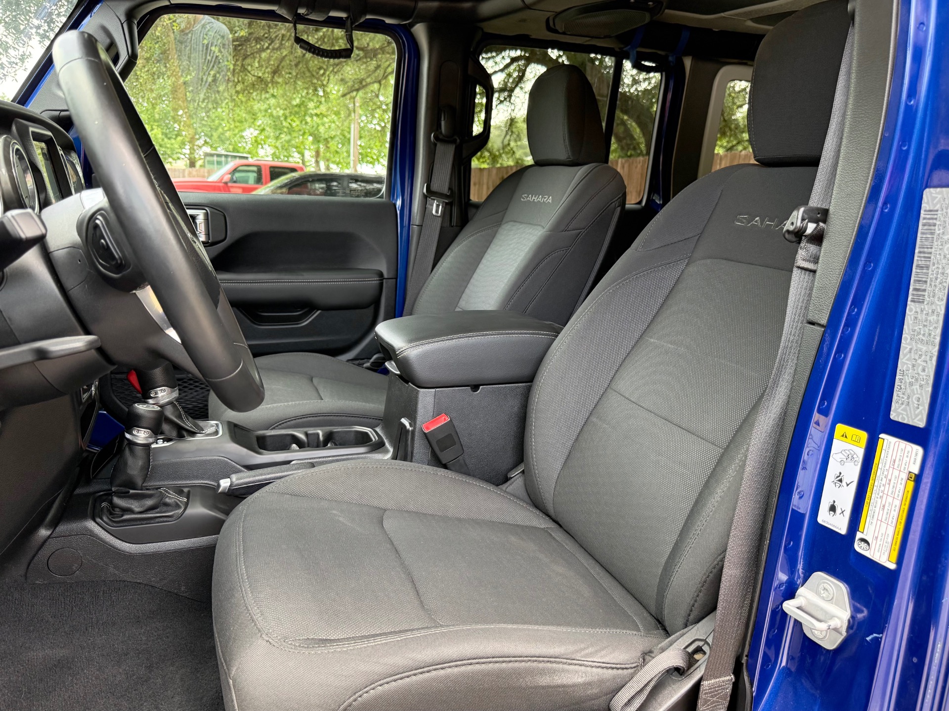 Used-2019-Jeep-Wrangler-Unlimited-Sahara