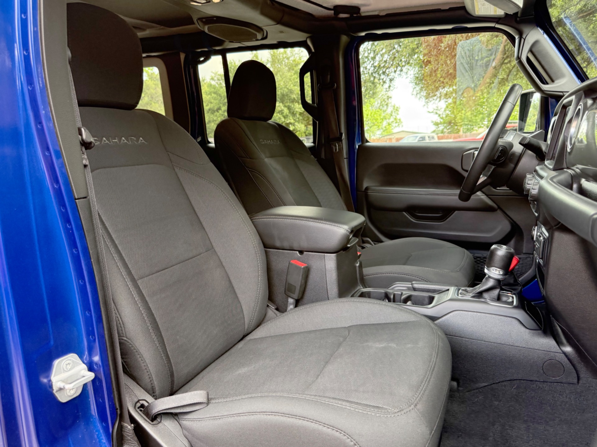 Used-2019-Jeep-Wrangler-Unlimited-Sahara