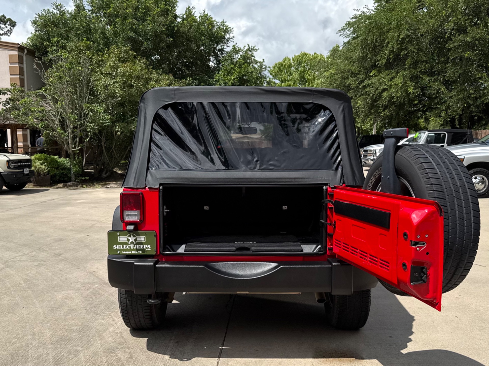 Used-2017-Jeep-Wrangler-Sport