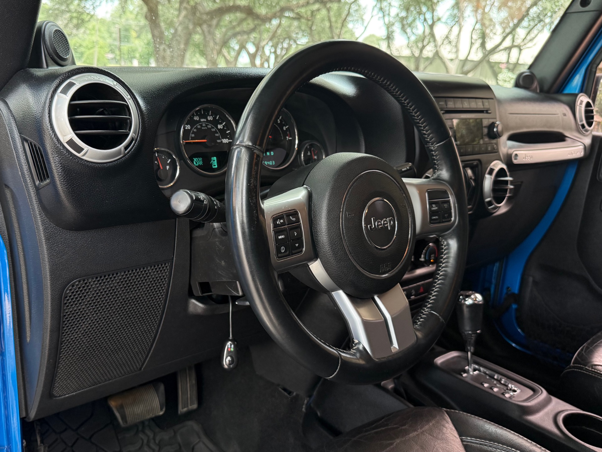 Used-2014-Jeep-Wrangler-Unlimited-Freedom-Edition