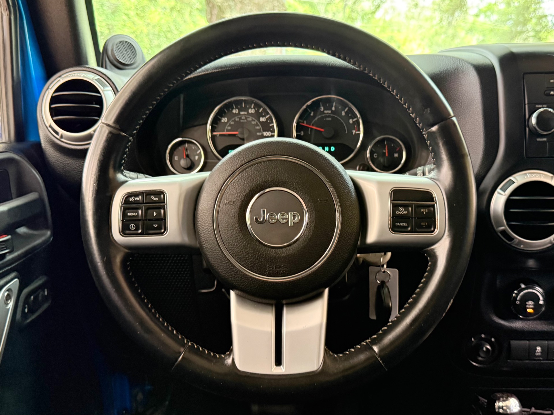 Used-2014-Jeep-Wrangler-Unlimited-Freedom-Edition