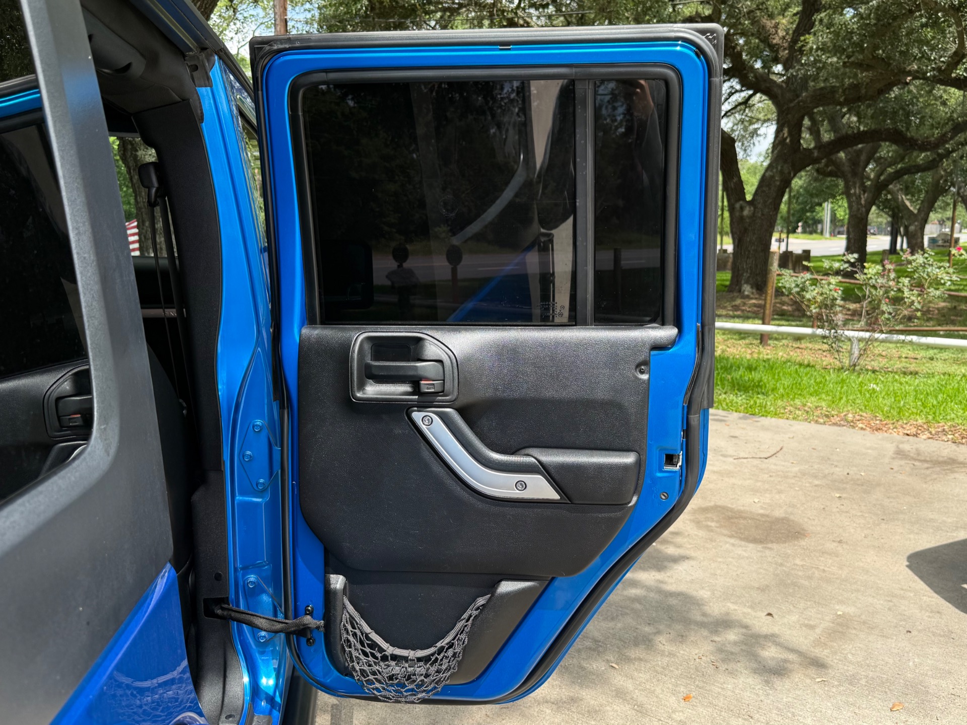 Used-2014-Jeep-Wrangler-Unlimited-Freedom-Edition