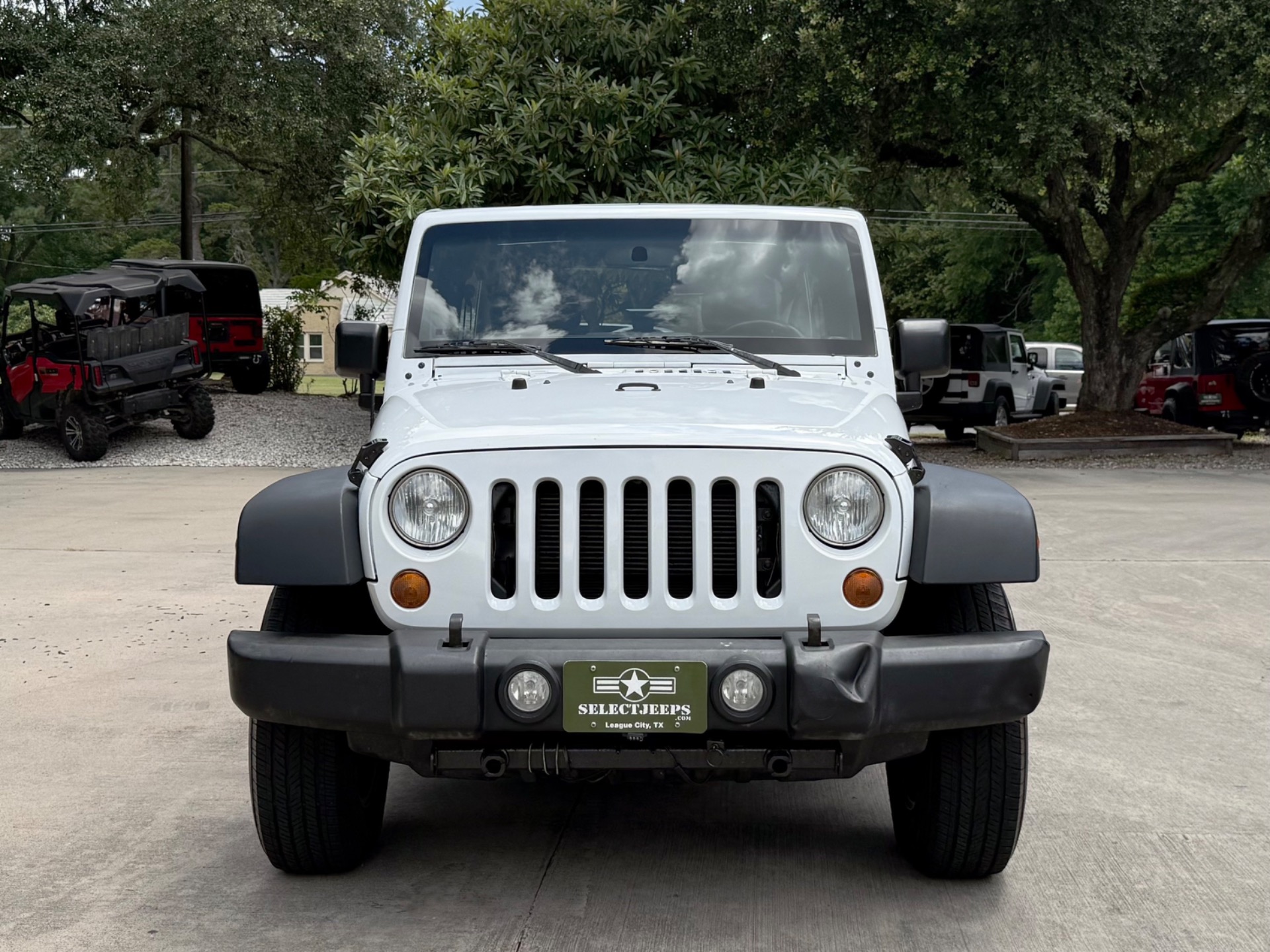Used-2016-Jeep-Wrangler-Unlimited-Sport
