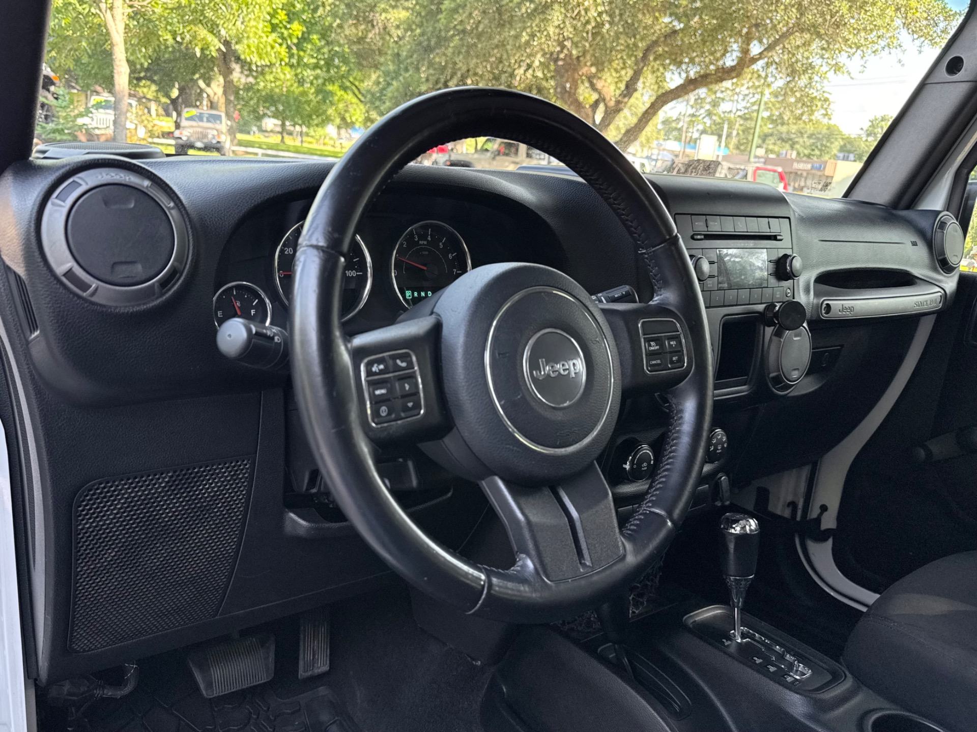 Used-2016-Jeep-Wrangler-Unlimited-Sport