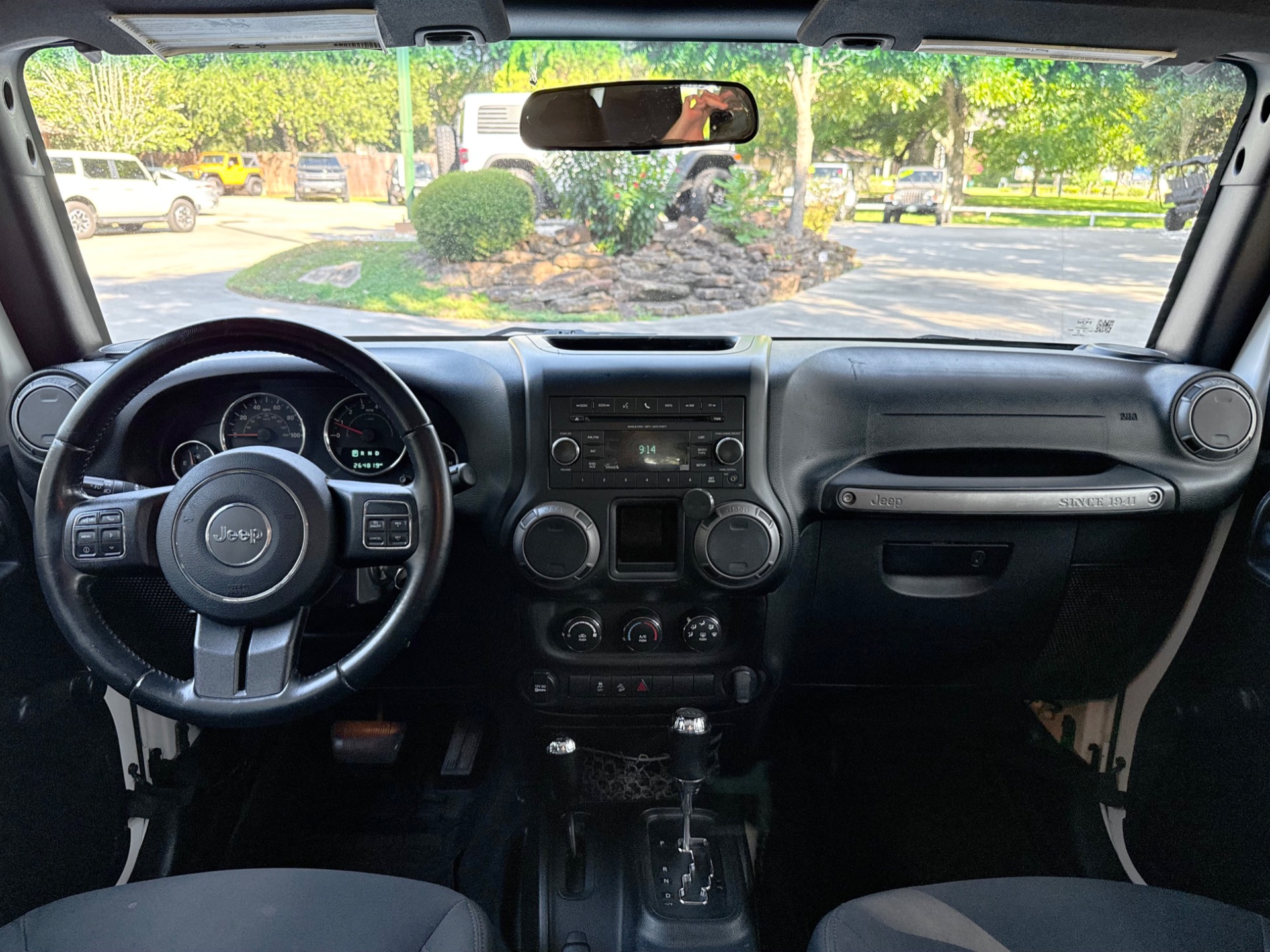 Used-2016-Jeep-Wrangler-Unlimited-Sport