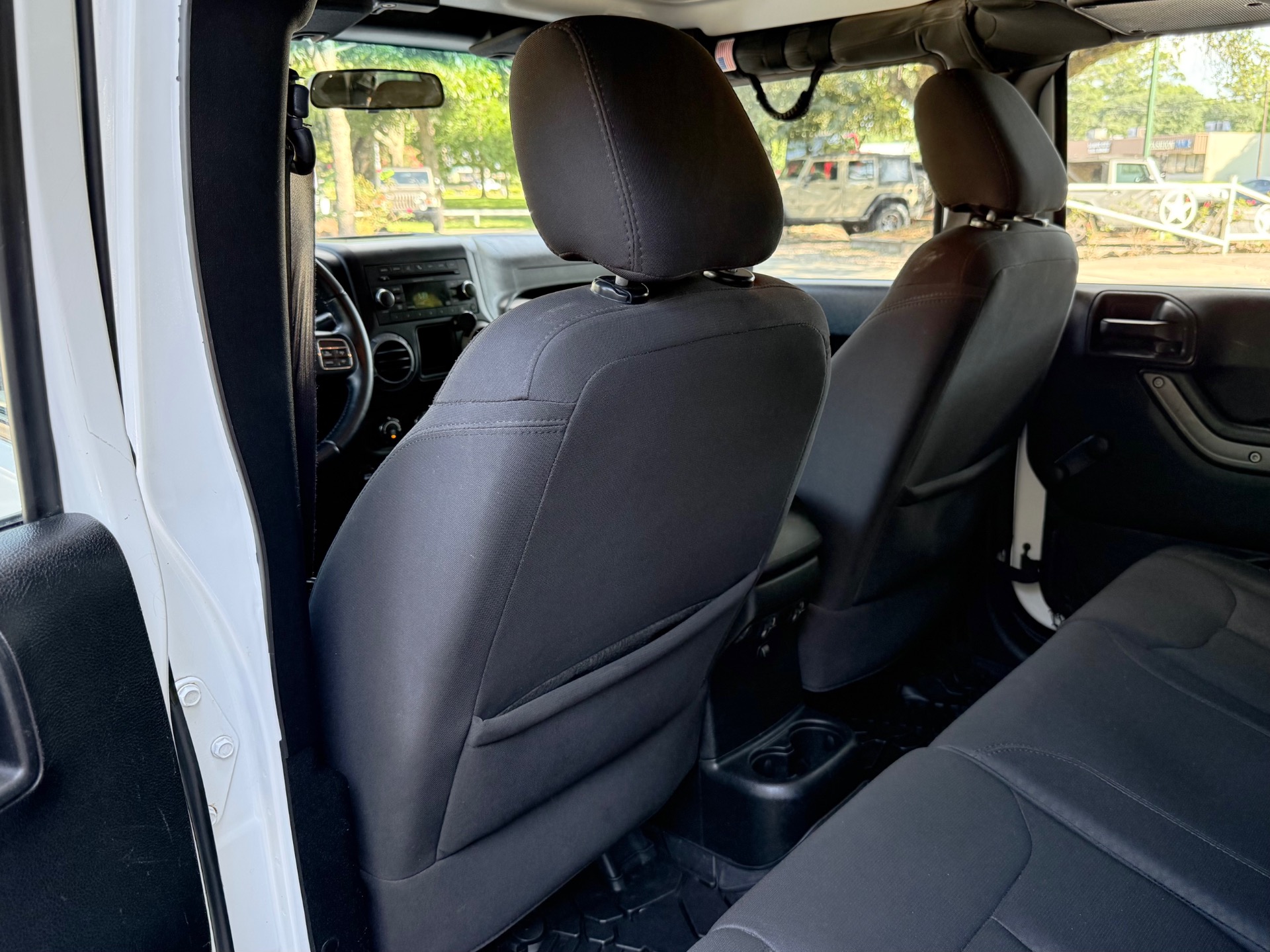 Used-2016-Jeep-Wrangler-Unlimited-Sport