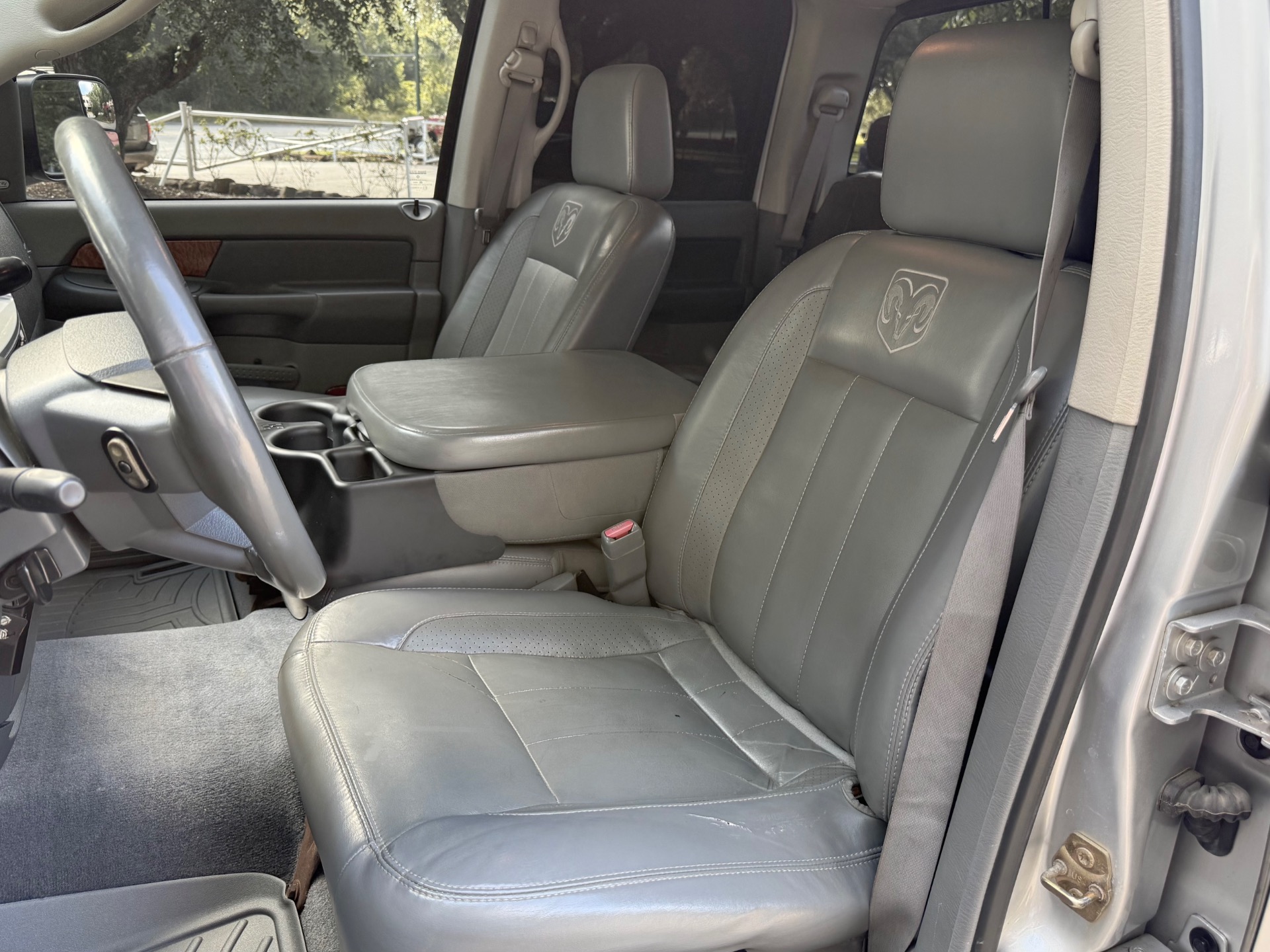 Used-2007-Dodge-Ram-3500-Laramie