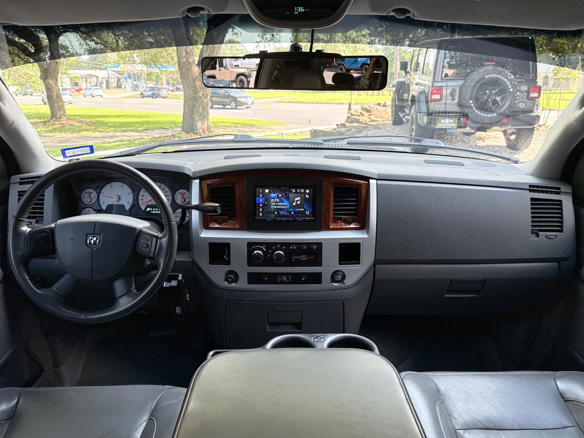 Used-2007-Dodge-Ram-3500-Laramie