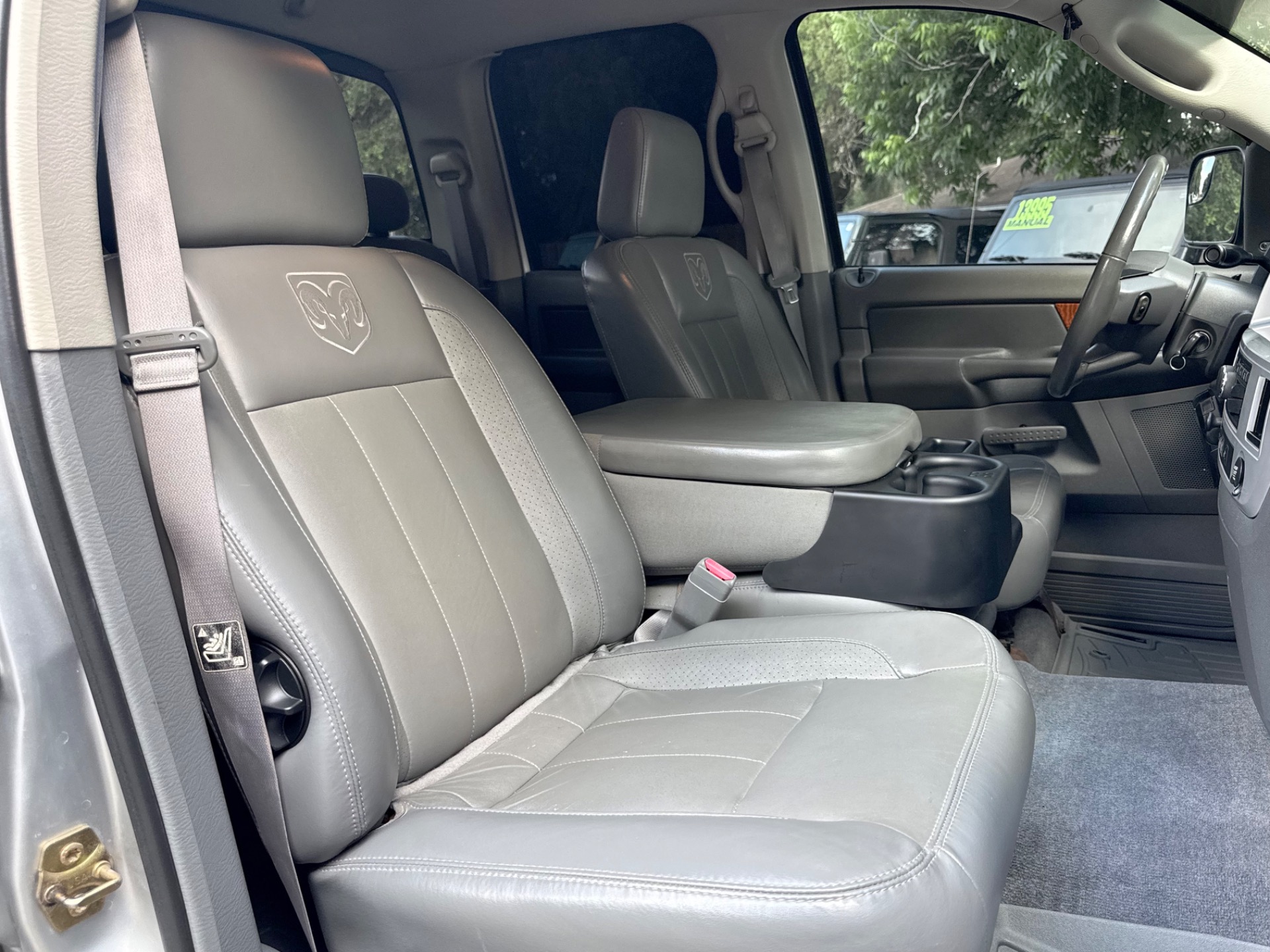 Used-2007-Dodge-Ram-3500-Laramie