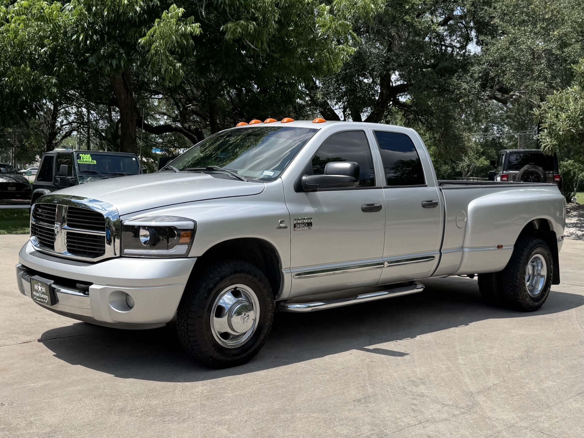 Used-2007-Dodge-Ram-3500-Laramie