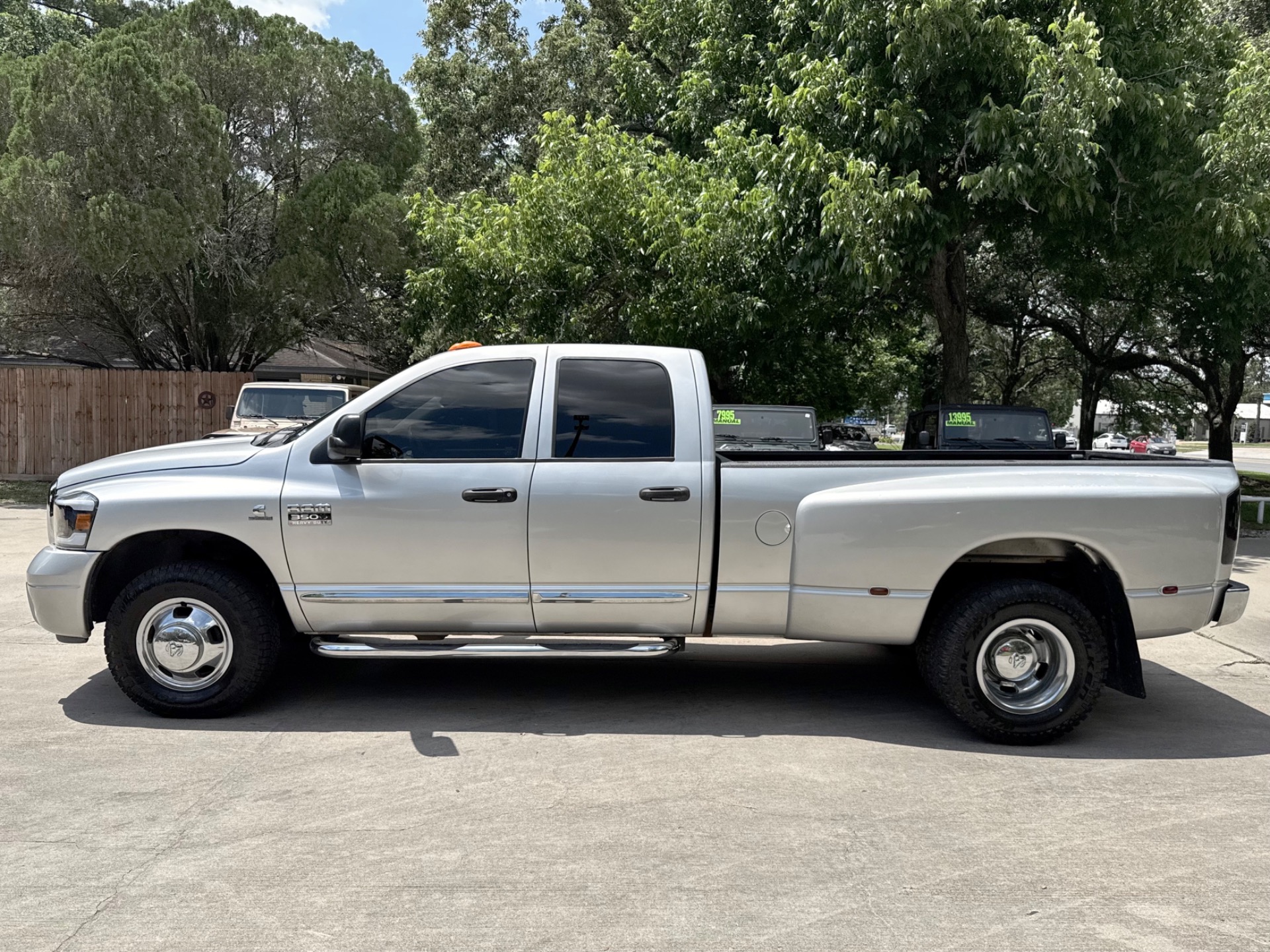 Used-2007-Dodge-Ram-3500-Laramie