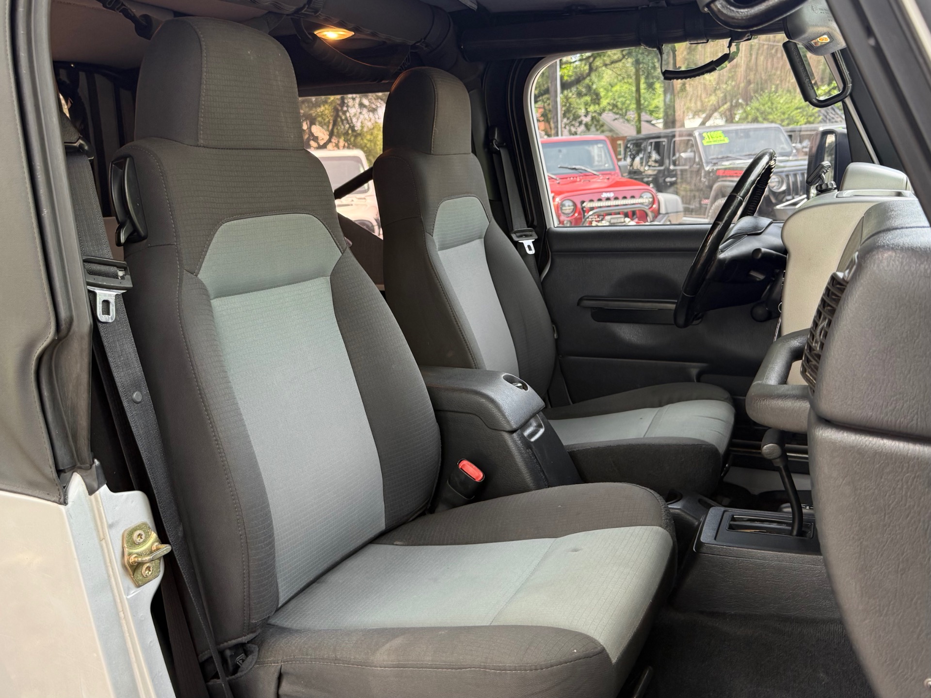 Used-2005-Jeep-Wrangler-Unlimited